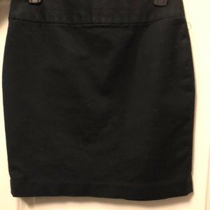 Banana Republic size 4P black skirt